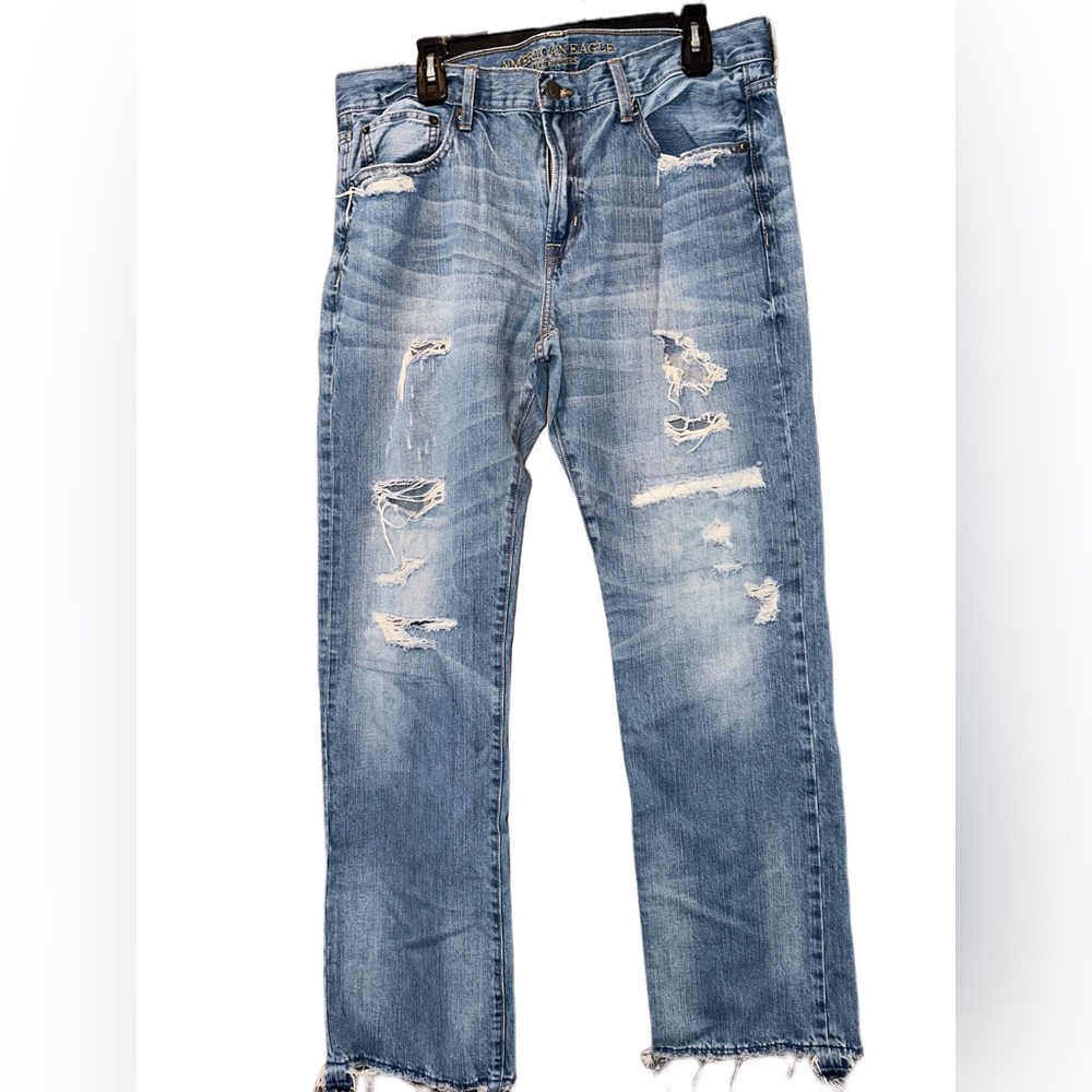 AMERICAN EAGLE JEANS. SIZE 36 x 34. ORIGINAL STRAIGHT. EXCELLENT CONDITION.